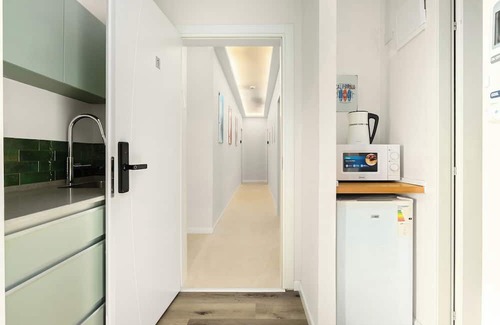 Netanya Apartamento | Netanya Beach Pool Studio by Sea N' Rent