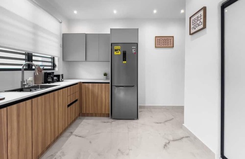 Rio Piedras Apartamento | Hyde Park #4 | Comfy Apt W/ Parking @ San Juan