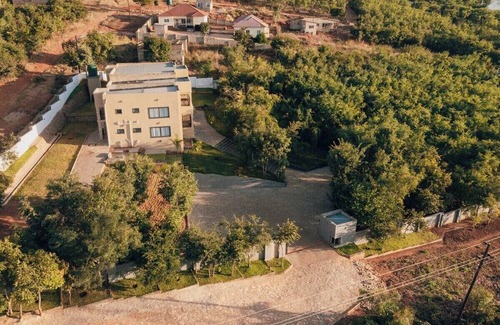 Chipata Apartamento | The KWASU Apartments. Relaxing Garden Mountain Views KA-1