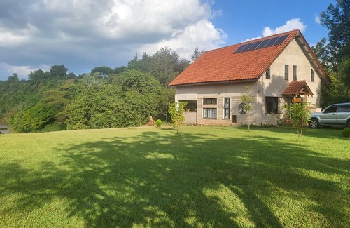 Sagana Cabaña | Rustic charm nestled along the peaceful banks of River Sagana & River Mathioya.