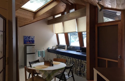 Orono Apartamento | Studio Apartment close to downtown Orono and UMaine