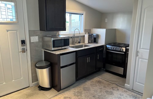 Mattydale Casa | Charming Tiny House minutes from Syracuse!