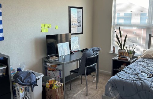 Athens Apartamento | Cozy 1-bedroom apartment in Athens with AC, WiFi, fitness room, and a pool!