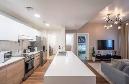 Dubai Production City Condominio | 1BHK Luxury Serviced Apartment - Al Andalus JGE