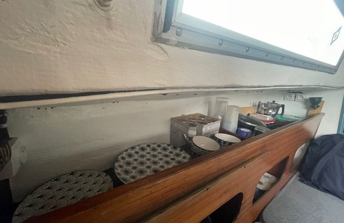 Trentemoult Alquiler De Eote | For rent - Accommodation on the water - Cosy boat in Nantes - Sailboat Trentemoult