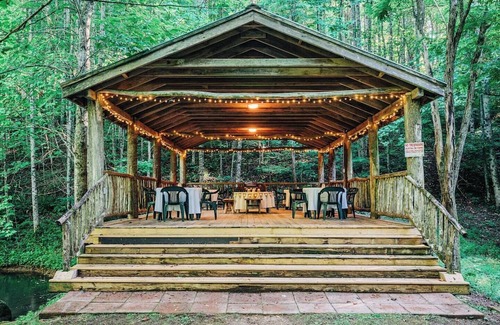 Roan Mountain Alquiler De RV | Safe Haven Farm RV Spot #3 Bring Your Own RV