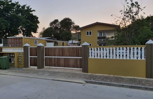 Mahuma Apartamento | Rosa's Place - The Container Home