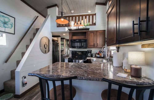 Upward Casa | Skyview Cottage~$375 Free Activities Daily!