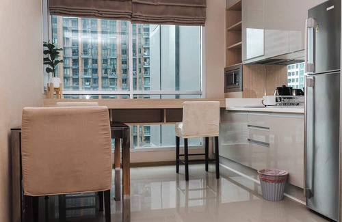 Makkasan Apartamento | 1BR Luxury Condo Central Asoke Sky Pool & Gym