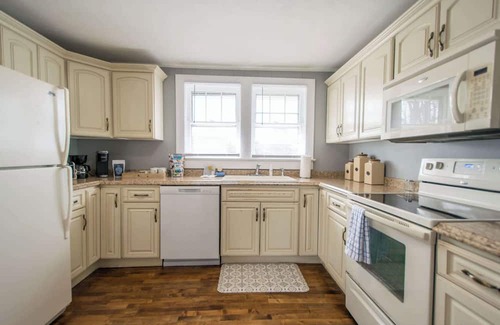 East Flat Rock Casa | Blue Ridge Haven Summ