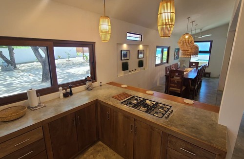 Jiquelite Casa | Casa Ohana: Beachfront Family Retreat w/Pool, Ocean Views & Steps to the Beach