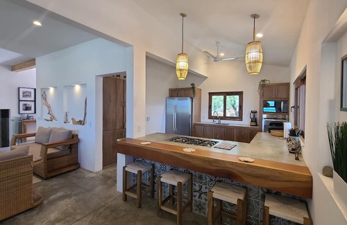 Jiquelite Casa | Casa Ohana: Beachfront Family Retreat w/Pool, Ocean Views & Steps to the Beach