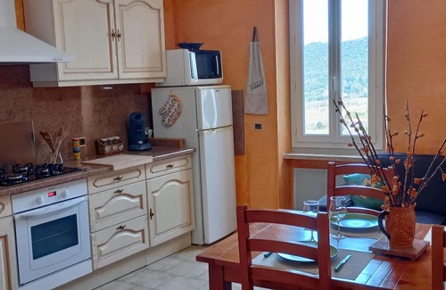 Liausson Casa | HOUSE WITH LANDSCAPED ROOF TERRACE AND PANORAMIC LAKE VIEW