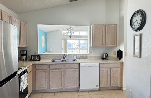 Westridge Casa | Blue Sky Villa, a home away from home.