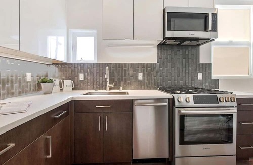 Mission District Casa | Mid-Century Style in the Heart of the Mission
