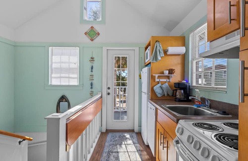 Steinhatchee Casa | Clove Coastal Cottage - Steinhatchee Landing