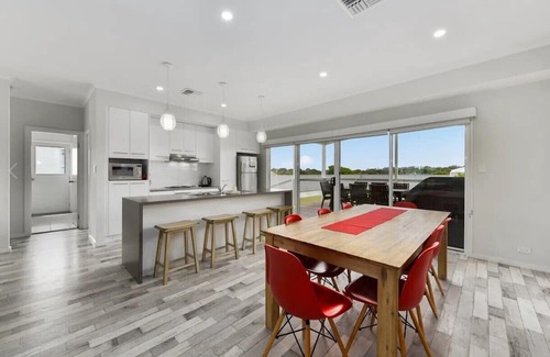 Lacepede Casa | Sunnysands Beach House - 4 bedrooms to relax, connect, and breathe