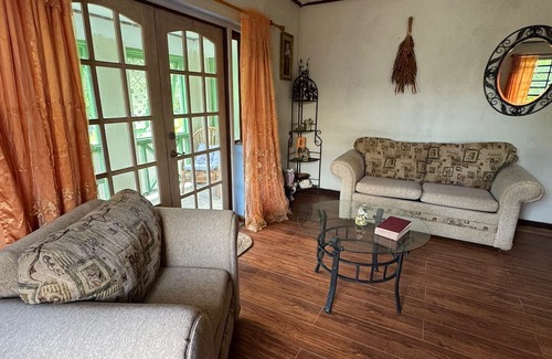 Maynards Apartamento | Brianna's Rustic Retreat