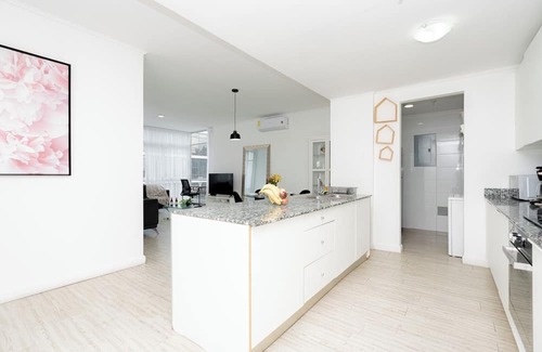 San Francisco Apartamento | Apt 2 bedroom free parking and pool