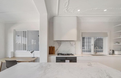 Darling Point Apartamento | Luxe 3BR Full-Floor Suite w/Views | Darling Point