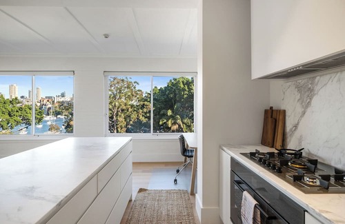 Darling Point Apartamento | Luxe 3BR Full-Floor Suite w/Views | Darling Point