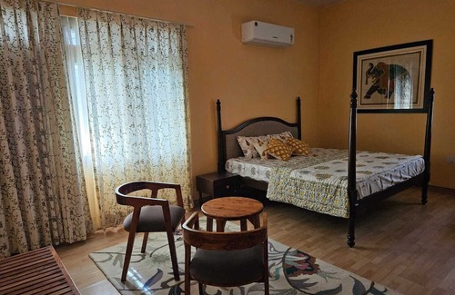 Panch Batti Cama Y Desayuno | Charming 3-bedroom bed & breakfast in marvelous Jaipur with WiFi, AC