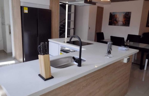 Castropol Apartamento | Spacious 3-bedroom apartment with AC, WiFi, Pool Table, Guest Friendly
