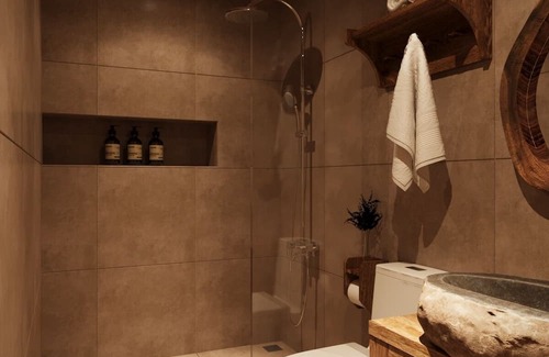 Hang Trong Apartamento | Kofi Kai Apartment