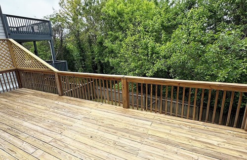 Westside Casa | Modern Midtown Home – Ideal for Long-Term Stays!