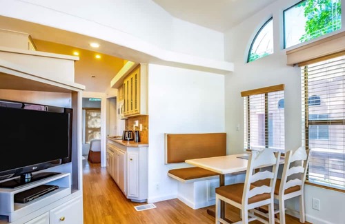 West Sedona Cabaña | Charming 1-bedroom cottage in marvelous Sedona with AC, WiFi