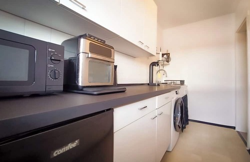 Leonberg Condominio | Nice apartment with balcony l Large l Lots of light