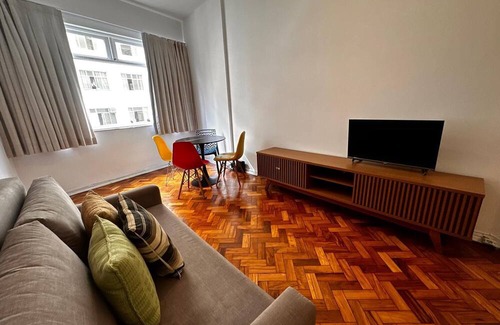 Santa Teresa Alquiler De RV | Spacious apartment in Lapa with views of the Arcos with parking space/well located