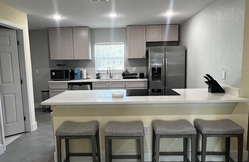 Silver Springs Shores Casa | Charming 3-bedroom house with AC, WiFi in fantastic Ocala