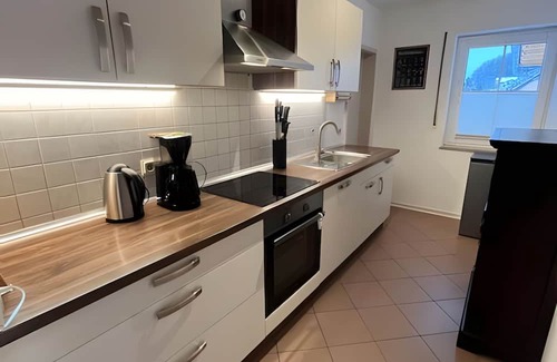 Schnellbach Apartamento | Apartment 'Im Thüringer Wald' with Mountain View, Private Terrace and Wi-Fi