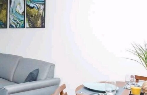 Pangani Cama Y Desayuno | Charming bed & breakfast with WiFi and AC in fabulous Nairobi County