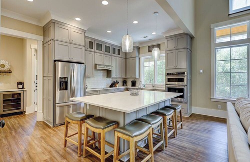 Sea Pines Casa | Sunset Rentals | Cedar Waxwing 1