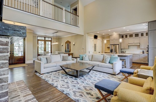 Sea Pines Casa | Sunset Rentals | Cedar Waxwing 1