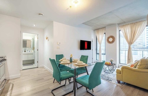 Old Montreal Apartamento | Sleeps 6 - Old Port - Indoor Parking