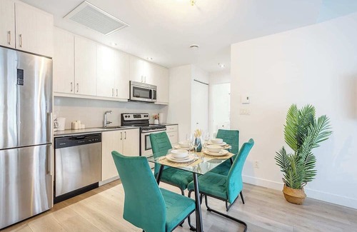 Old Montreal Apartamento | Sleeps 6 - Old Port - Indoor Parking