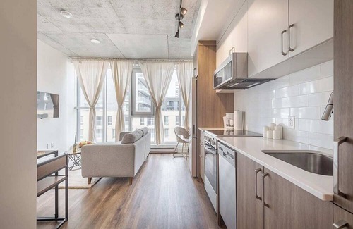 Shaughnessy Village Apartamento | Concordia- 100 Walkscore-Comfy
