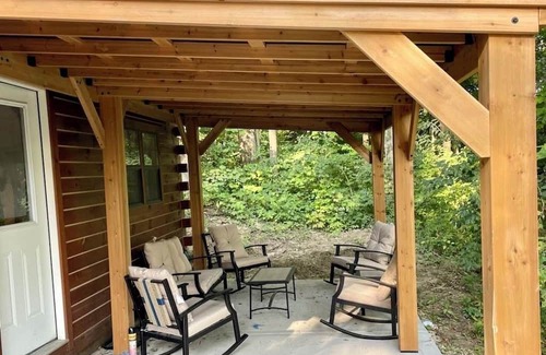 Viola Cabina | Cozy cabin with AC and WiFi in charming Anamosa