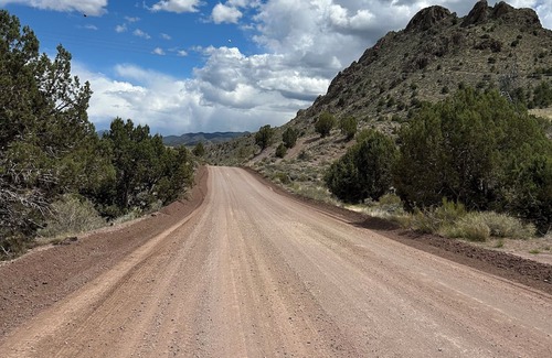 Newcastle Alquiler De RV | Quaint campground in Beryl perfect for outdoor enthusiasts Spot 17