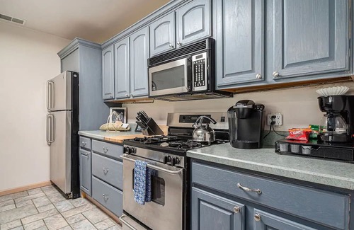 East Jordan Casa | Lakeview Retreat - 2 bedroom - 3 bathrooms
