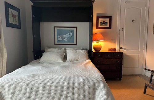 Lake Worth Otro | Charming Room on Farm in Pleasant Wellington