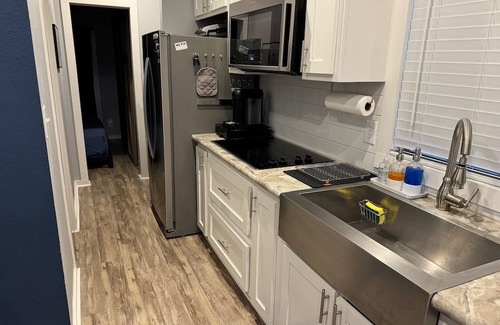 Austin Cabina | Cozy cabin in charming Austin with WiFi, AC