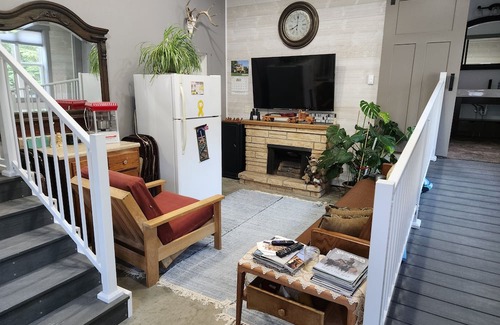 Agency Village Casa | Spacious 5-bedroom country house in marvelous Summit with WiFi, AC