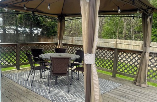 Port Clinton Casa | ENTIRE HOUSE - 5 Min Walk To Jet/Downtown PC