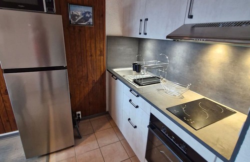 Besse-et-Saint-Anastaise Apartamento | Estudio en el corazón de la estación, WiFi gratis