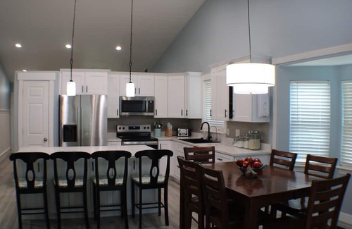 Stansbury Park Casa | Spacious 5-bedroom house in charming Stansbury Park with WiFi, AC