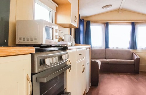 Caister-on-Sea Casa | Introducing the Willerby Herald, a 3-bedroom caravan designed with your comfort.
